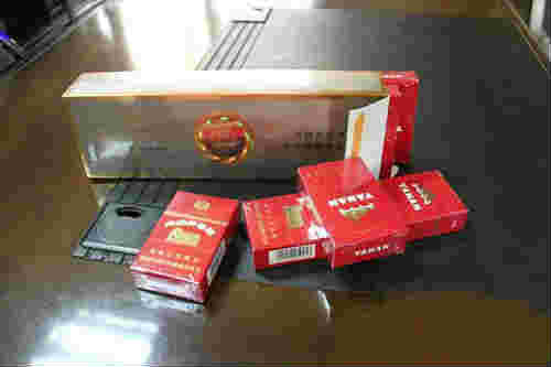 卷煙調(diào)包手法揭秘:芙蓉王卷煙轉(zhuǎn)眼變延安