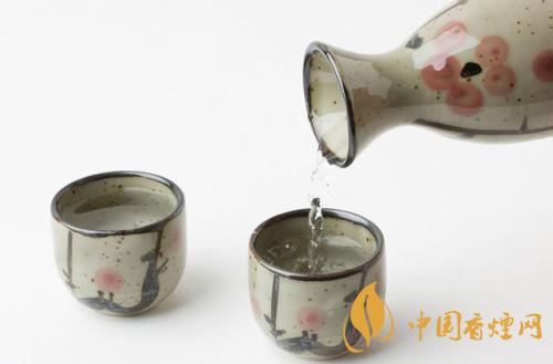 小毛伊海豚配制酒價(jià)格是多少  小毛伊海豚配制酒產(chǎn)品介紹